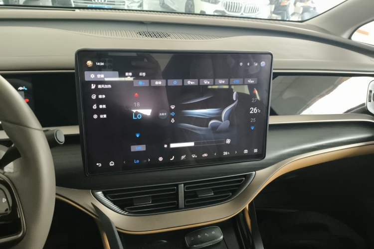 Used Denza D9 2022 DM-i 970 Four-Wheel Drive Prestige Model