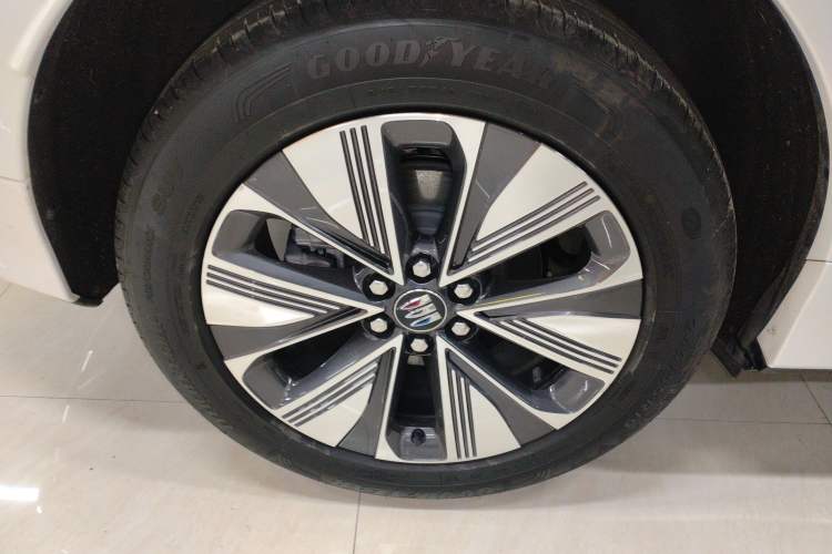 Used Buick E5 2025 Model 620KM Prestige Edition Right Rear Wheel Hub