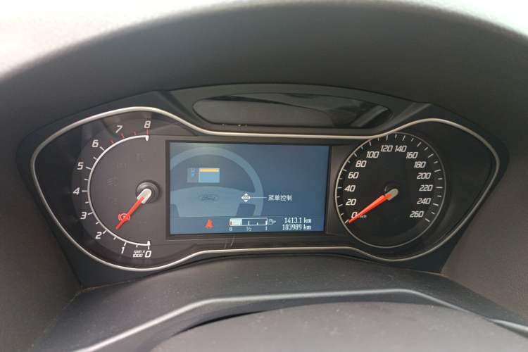 Used Ford Mondeo 2013 2.3L Luxury Model
