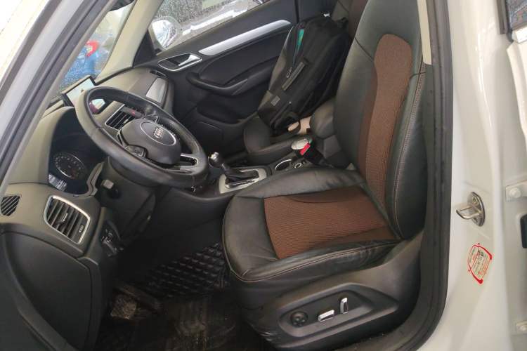 Used Audi Q3 2016 35 TFSI Fashion Model
