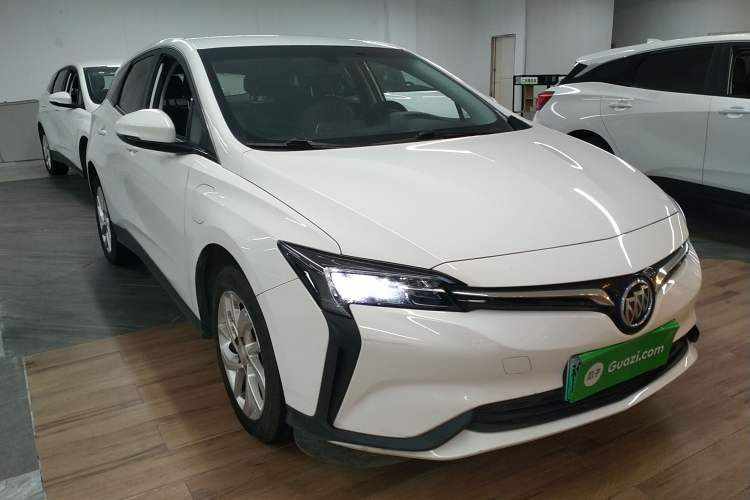 Used Buick Velite 6 2023 430km Range Commuter Version
