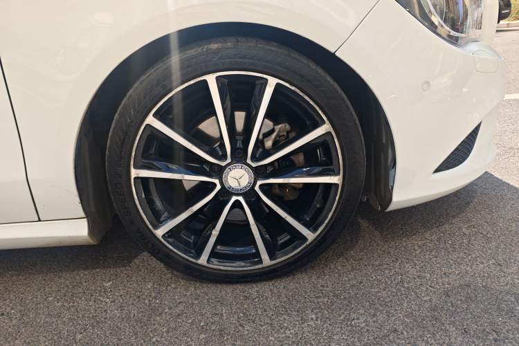 Used Mercedes-Benz CLA 2015 CLA 200
