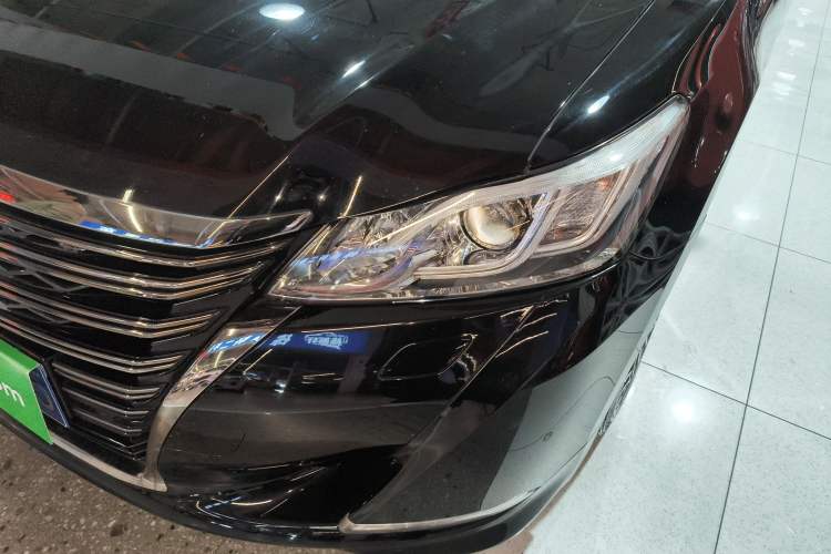 Used Toyota Crown 2018 2.0T Sport Edition
