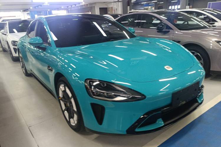 Used Xiaomi Auto SU7 2024 Rear-Drive Long-Range Intelligent Driving Version Front Right 45 Deg