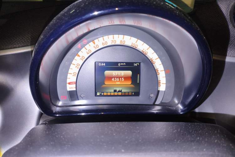 Used smart fortwo 2015 1.0L 52 kW Hardtop Passion Edition
