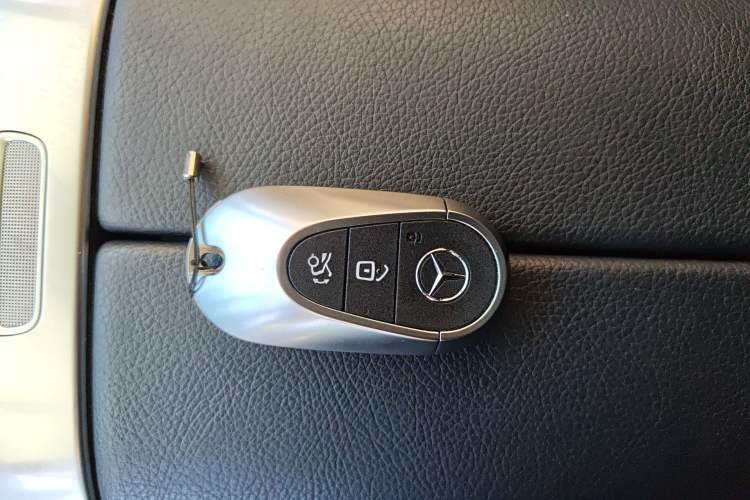 Used Mercedes-Benz C-Class 2024 Facelift C 260 L Night Edition Sport Version
