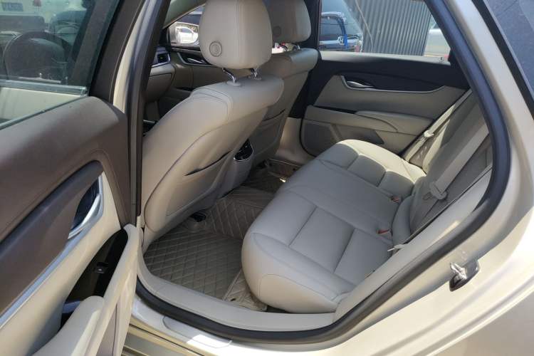 Used Cadillac XTS 2015 28T Comfort Model