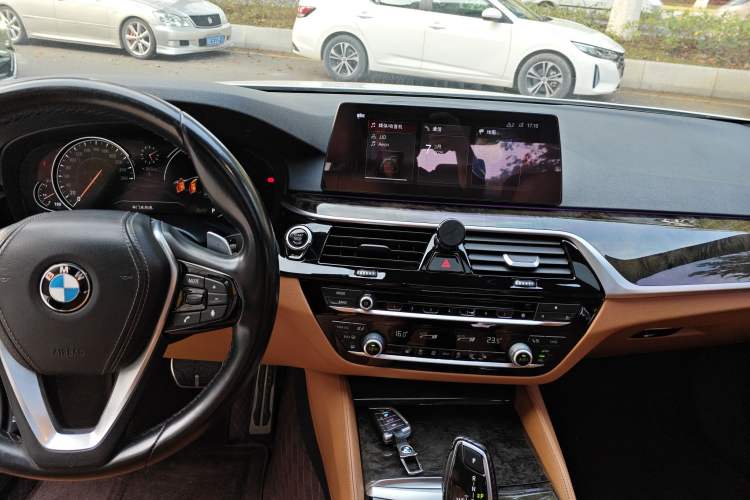 Used BMW 5 Series 2018 530Li Leading Edition Luxury Package