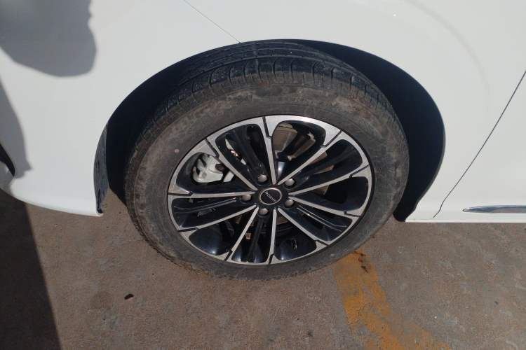 Used Roewe iMAX8 2021 400TGI Supreme Series Lu Zun Edition