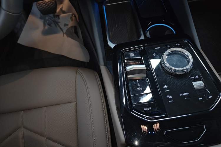 Used BMW 5 Series 2024 530Li Leading Luxury Package
