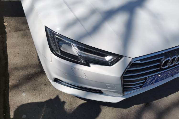 Used Audi A4L 2017 Plus 40 TFSI Ambition Model
