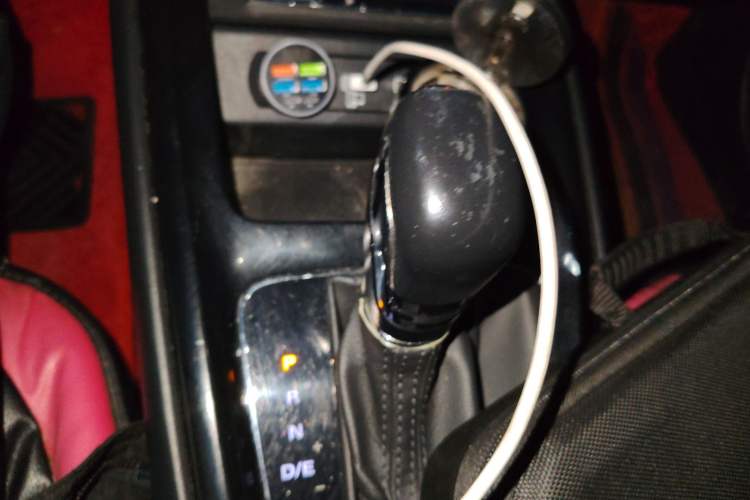 Used Roewe i5 2020 1.5L Automatic 4G Connected Linghao Edition Gear Lever
