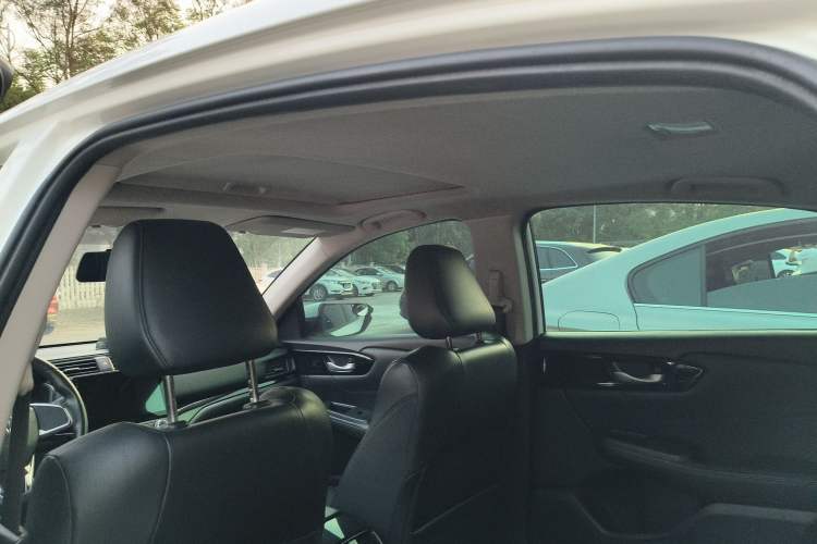 Used Honda Crider 2019 180 Turbo CVT Luxury Edition China VI Emission Standard Headliner