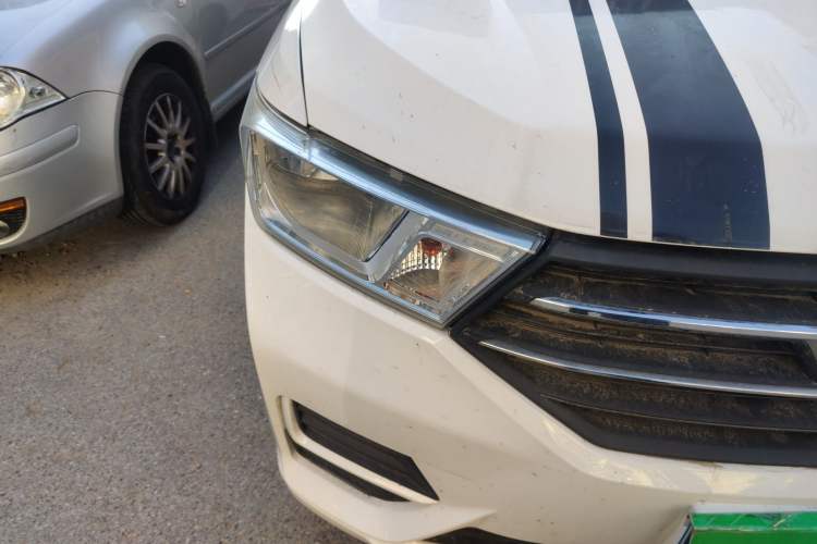 Used Wuling Hongguang 2021 1.5L Revised S Base Version with Electric Power Steering LAR
