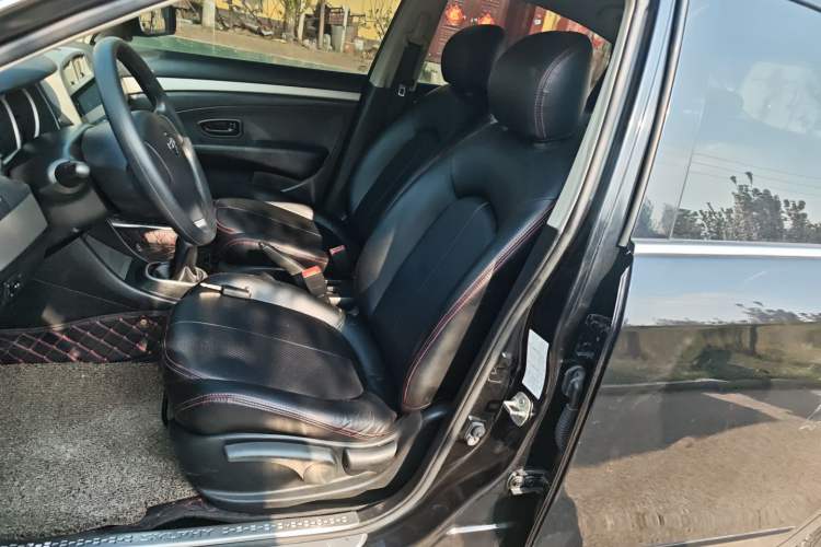 Used Nissan Sylphy 2012 Classic 1.6XE Manual Comfort Edition Left Front Seat