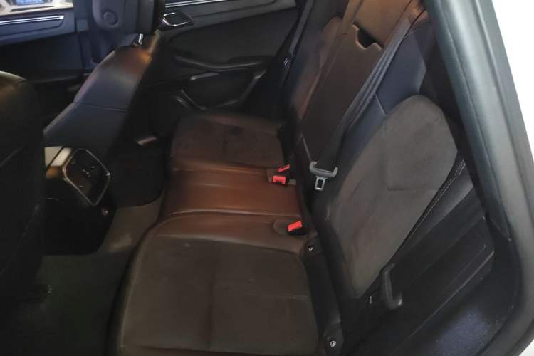 Used Porsche Macan 2017 Macan 2.0T Left Rear Seat