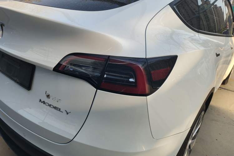 Used Tesla Model Y 2022 Revised Version Rear-Wheel Drive Right Rear Taillight