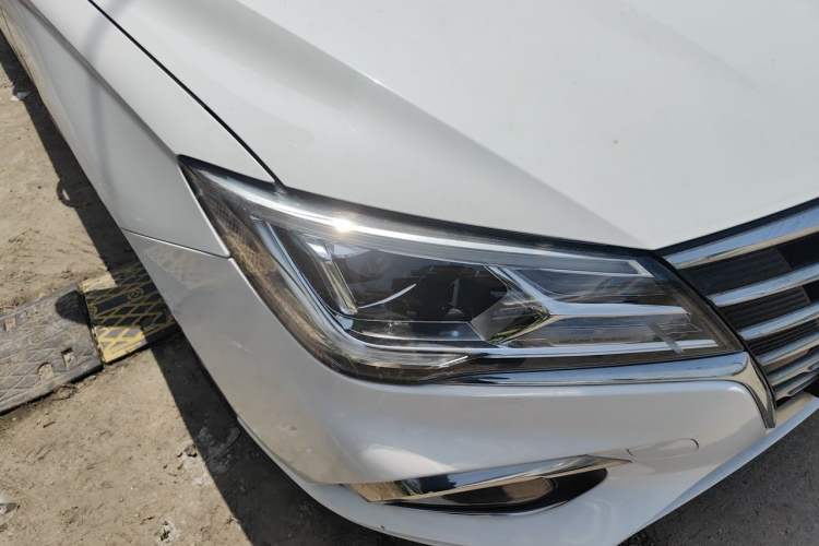 Used Roewe i5 2020 1.5L Automatic 4G Connect Luxury Flagship Edition