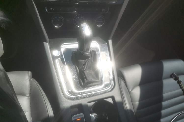 Used Volkswagen Magotan 2018 Facelift 330TSI DSG Luxury Model
