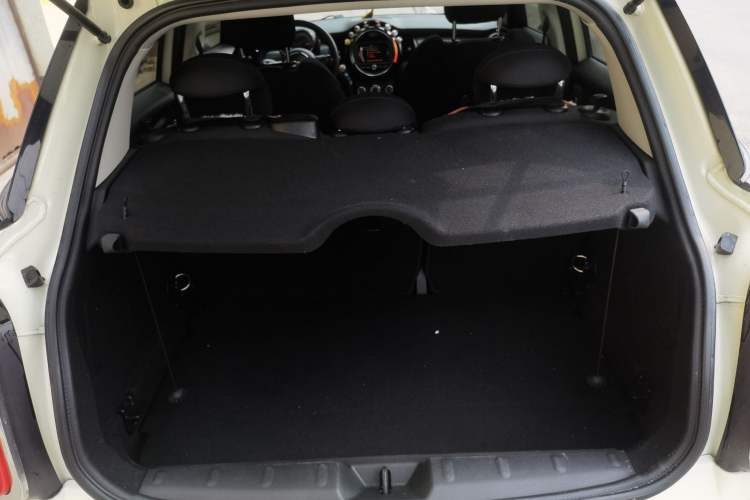 Used MINI 2015 1.5T COOPER Fun Five-Door Edition
