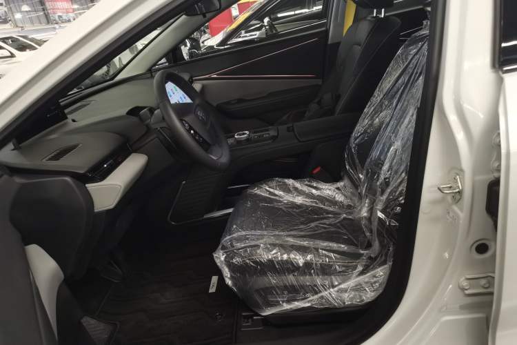 Used Toyota bZ5 2025 Model 550 PRO Smart Driving Edition
