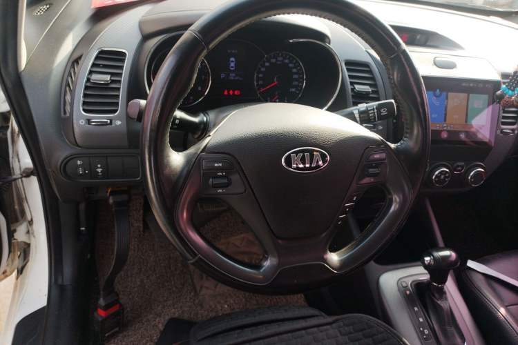 Used Kia K3 2015 1.6L Automatic GLS
