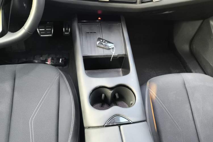 Used Volkswagen ID.UNYX 2024 Pro Long-Range Version
