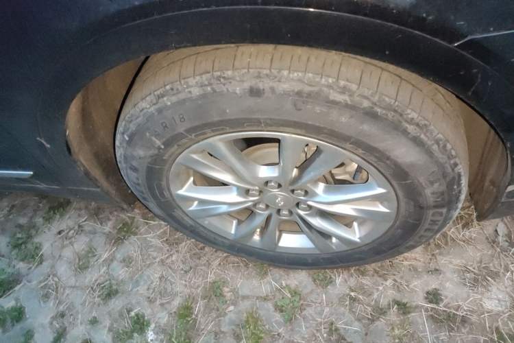 Used Cadillac XT5 2022 2.0T Two-Wheel Drive Luxury Version
