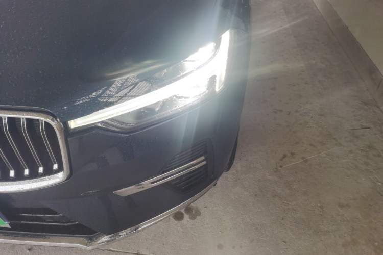 Used Volvo XC60 2023 B5 4x4 Smart Luxury Edition
