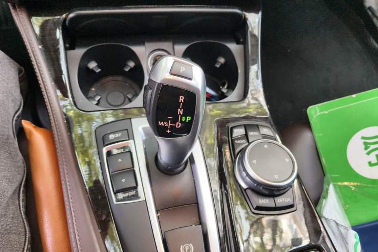 Used BMW 5 Series 2017 525Li Luxury Design Package