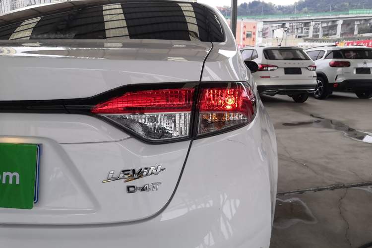 Used Toyota Levin 2022 185T CVT Luxury Edition Right Rear Taillight