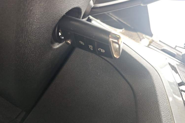 Used Volkswagen Lamando 2015 280TSI DSG Comfort Edition
