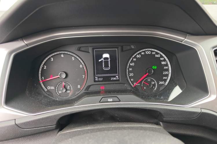 Used Volkswagen T-ROC 2022 280TSI DSG Two-Wheel Drive Elite PLUS Instrument Cluster