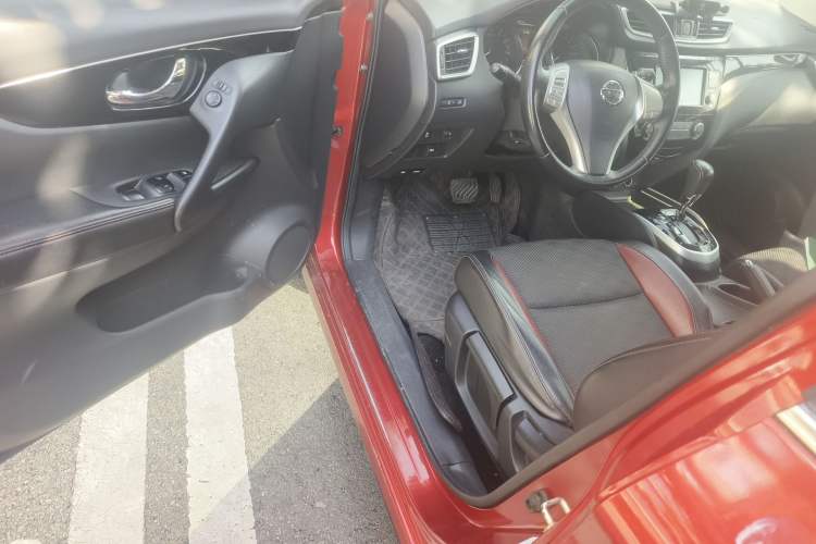 Used Nissan Qashqai 2017 2.0L CVT Smart Enjoyment Version China V Standard Driver Seat