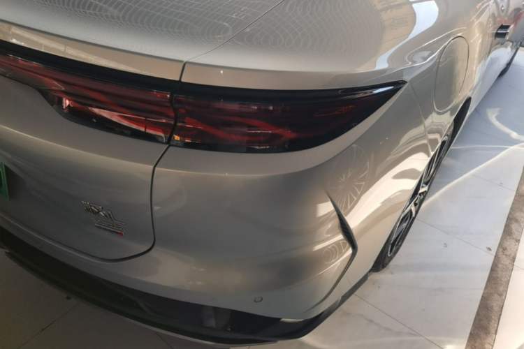 Used BYD Han L 2025 EV Four-Wheel Drive LiDAR Flagship Model