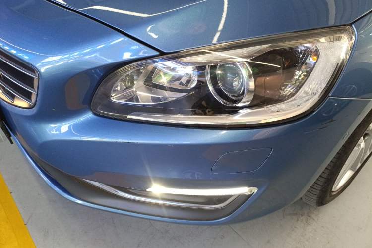 Used Volvo V60 2015 T5 Zhiya Edition