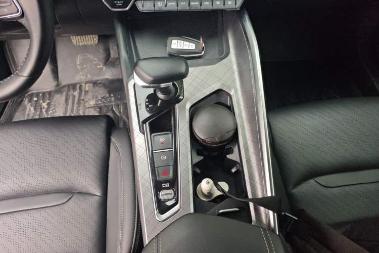 Used Geely Auto Preface 2023 2.0TD Luxury Version