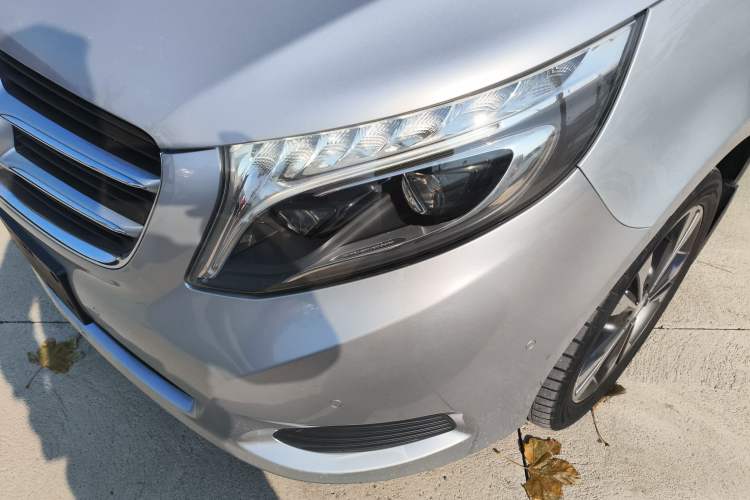 Used Mercedes-Benz V-Class 2016 V 260 Avantgarde Edition
