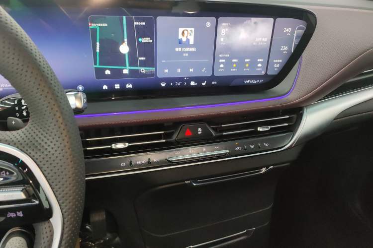 Used Buick Century 2025 2.0T Seven-Seater Yinshi Edition