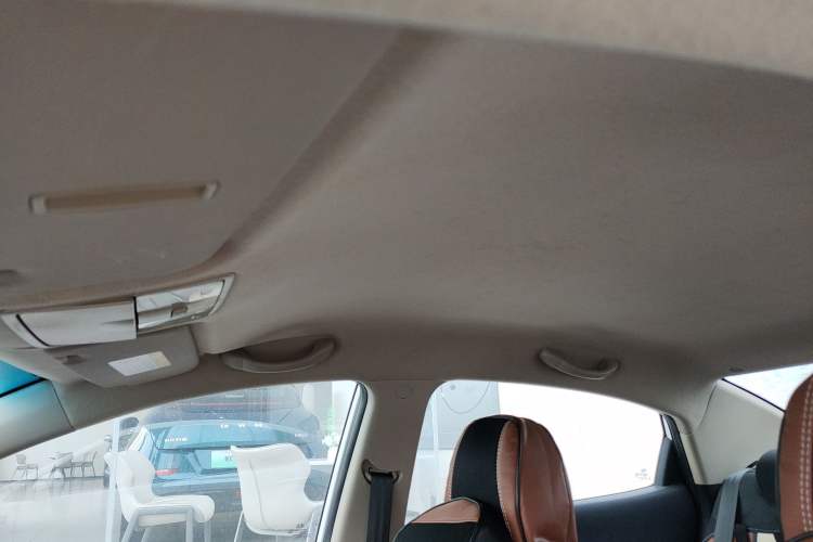 Used Kia K2 2015 Sedan 1.4L Automatic GLS
