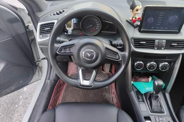 Used Mazda CX-4 2018 2.0L Automatic Two-Wheel Drive Blue Sky Dynamic Version China V Standard