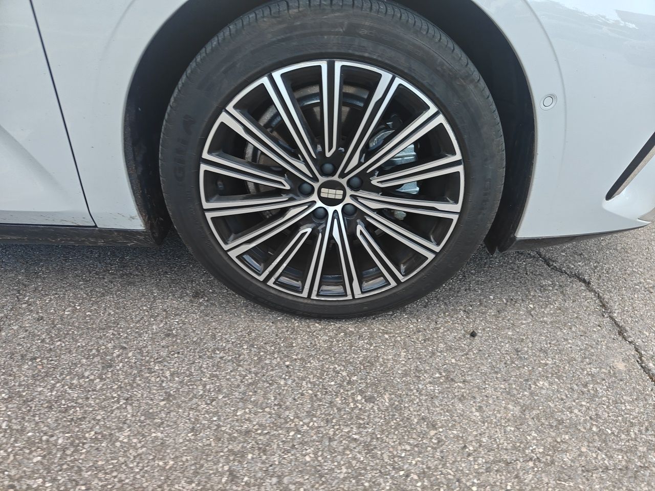 Geely Galaxy 8 2025 130km EM-i Flagship Edition — снимка 5