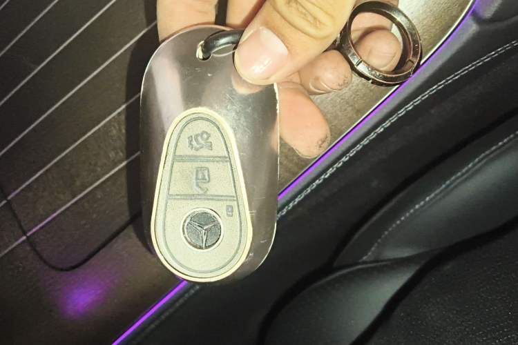 Used Mercedes-Benz E-Class New Energy 2024 E 350 e L Plug-in Hybrid Sedan
