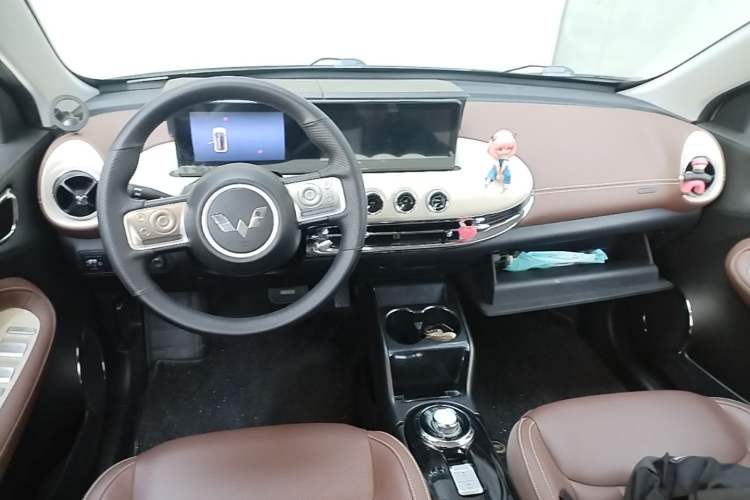 Used Wuling Bingo 2024 333 km Lingxi Connected Version
