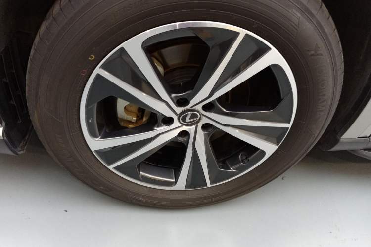 Used Lexus RX 2023 350h Two-Wheel Drive Comfort Edition