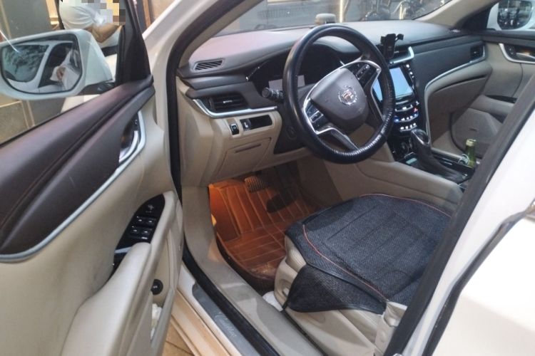Used Cadillac XTS 2014 28T Comfort Version
