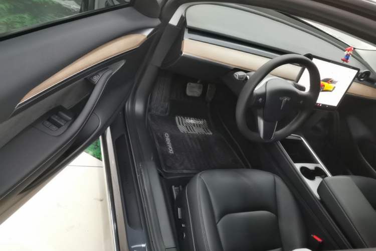 Used Tesla Model 3 2022 Rear-Wheel-Drive Version