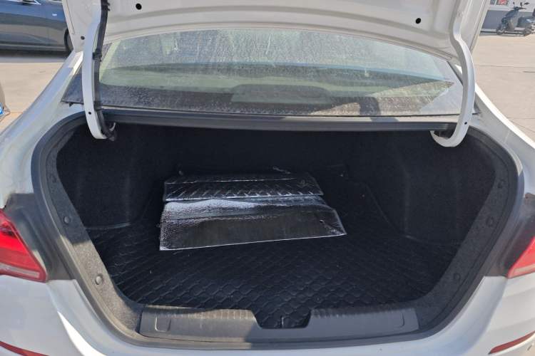 Used Chevrolet Cavalier 2018 320 Automatic Enjoyment Sunroof Edition