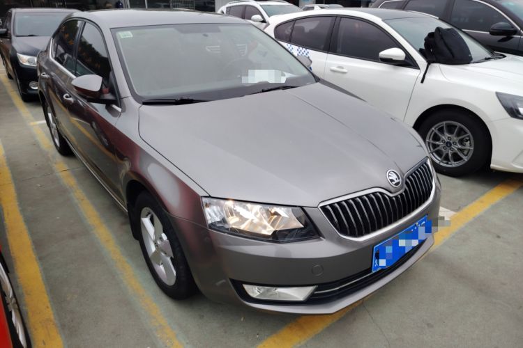 Used Skoda Octavia 2015 1.6L Manual Yijie Edition