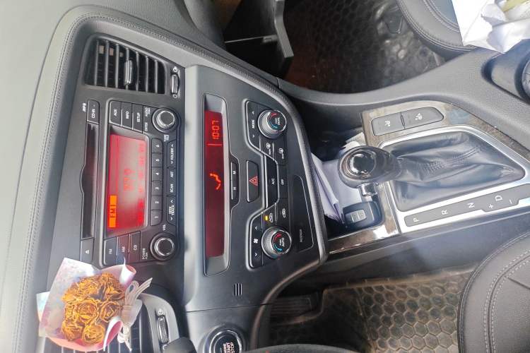 Used Kia K5 2012 2.0L Automatic DLX
